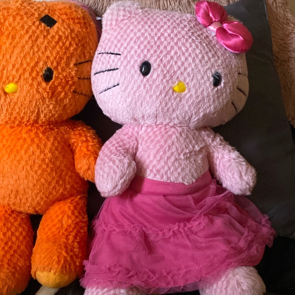 RETIRED Hello Kitty build a bear Pink